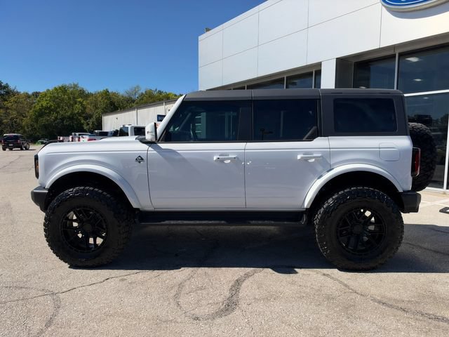 Used 2025 Ford Bronco Outer Banks AWD/4WD image 4