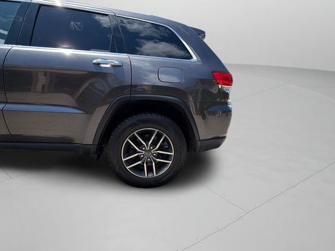 Used 2019 Jeep Grand Cherokee Limited w/ Trailer Tow Group IV AWD/4WD image 33