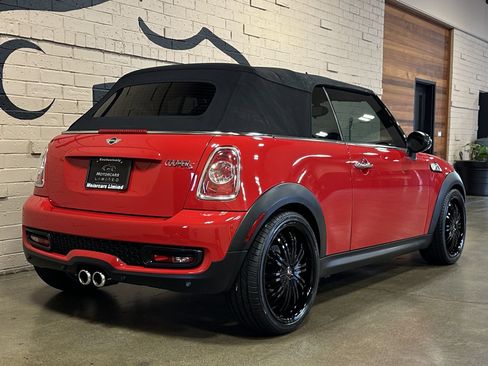 Used 2014 MINI Cooper S FWD image 5