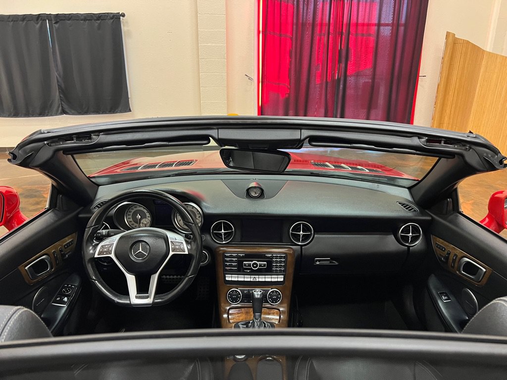 Used 2016 Mercedes-Benz SLK 350 image 19