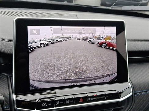 New 2026 Jeep Compass Limited image 12