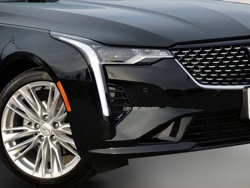 Used 2025 Cadillac CT4 Premium Luxury AWD/4WD image 6