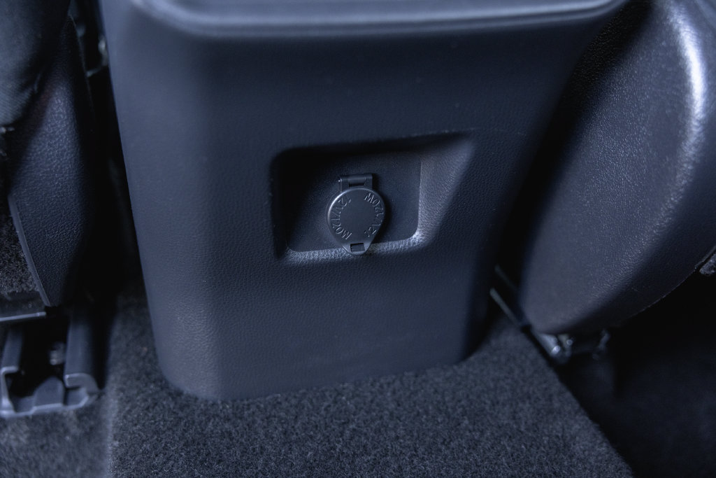 Certified 2021 Toyota RAV4 LE FWD image 29