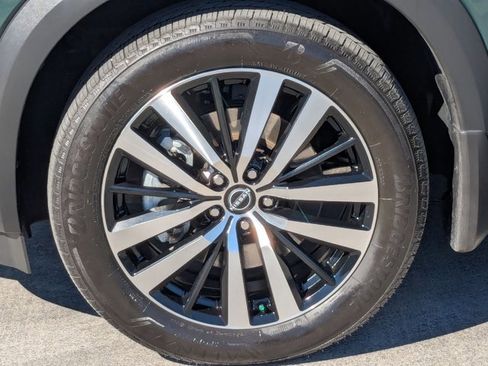 Certified 2025 Nissan Pathfinder Platinum image 26