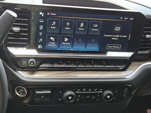 Used 2024 Chevrolet Silverado 2500 LT image 13