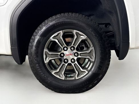 Used 2019 GMC Sierra 1500 SLT w/ Driver Alert Package I image 36