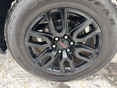 Used 2021 GMC Sierra 1500 Elevation w/ X31 Off-Road Package image 12