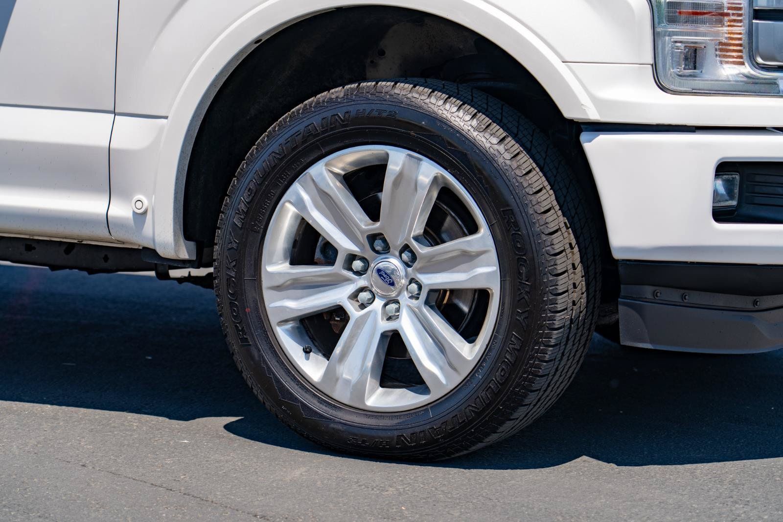 Used 2018 Ford F150 Platinum w/ Technology Package AWD/4WD image 8