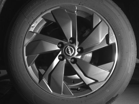 Used 2025 Nissan Rogue SV FWD image 14