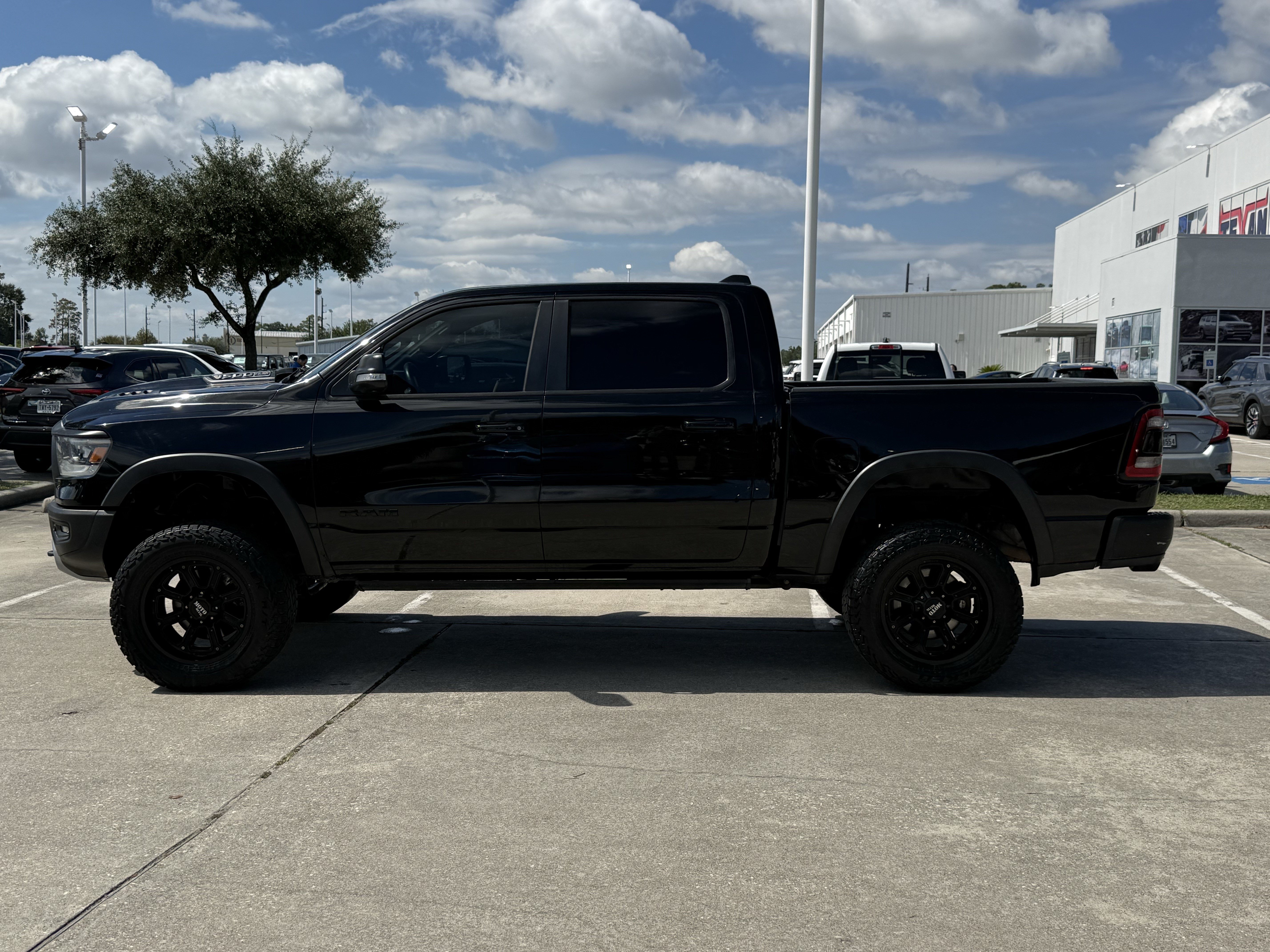 Used 2019 RAM 1500 Rebel w/ Rebel Level 2 Equipment Group AWD/4WD image 8