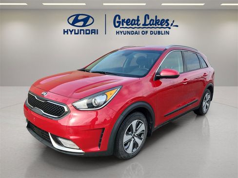 Used 2018 Kia Niro LX image 1