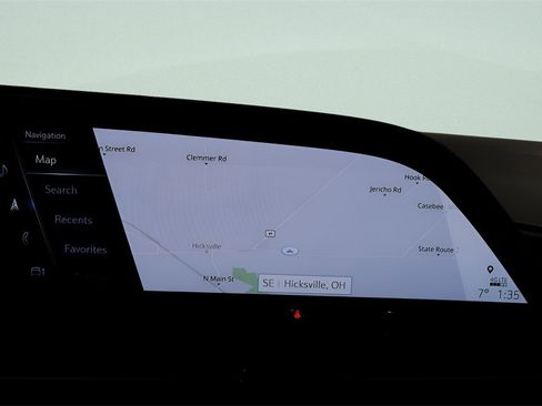 Used 2024 Cadillac Escalade ESV Sport Platinum w/ LPO, ONYX Package image 18