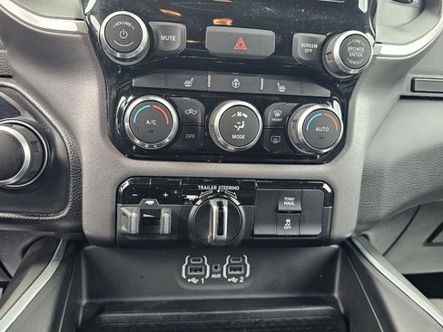 Used 2023 RAM 1500 Big Horn w/ Trailer Tow Group image 22