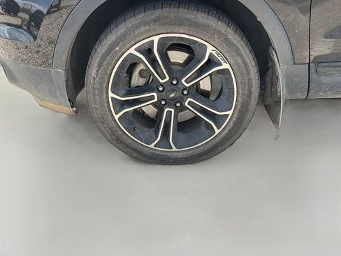 Used 2015 Ford Explorer Sport image 14