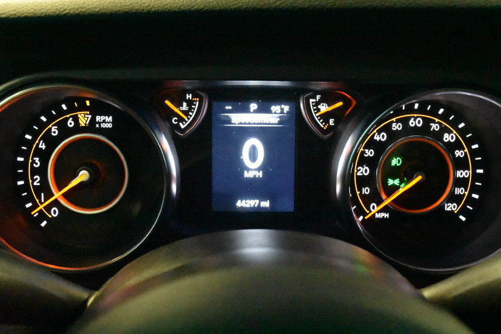 Used 2022 Jeep Gladiator Sport AWD/4WD image 18