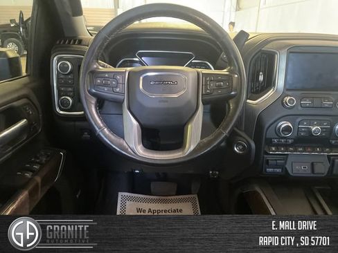 Used 2020 GMC Sierra 2500 Denali w/ Denali Ultimate Package AWD/4WD image 14