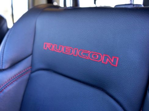 Used 2022 Jeep Gladiator Rubicon w/ Trailer Tow Package image 12