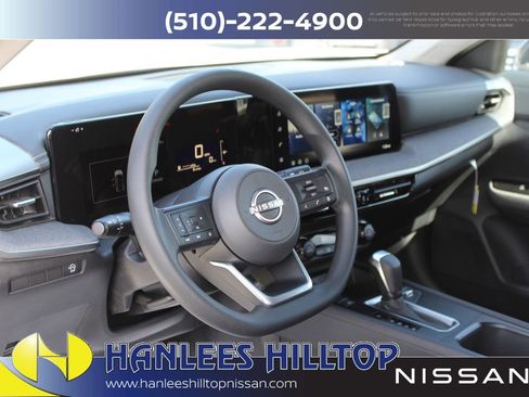 New 2026 Nissan Kicks SV image 11