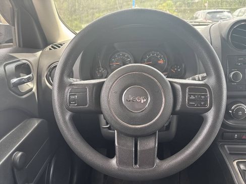 Used 2015 Jeep Patriot Sport FWD image 17