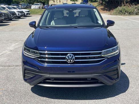Certified 2023 Volkswagen Tiguan SE FWD image 2