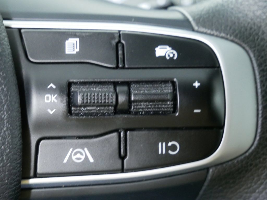 Used 2023 Kia Sportage LX AWD/4WD image 29