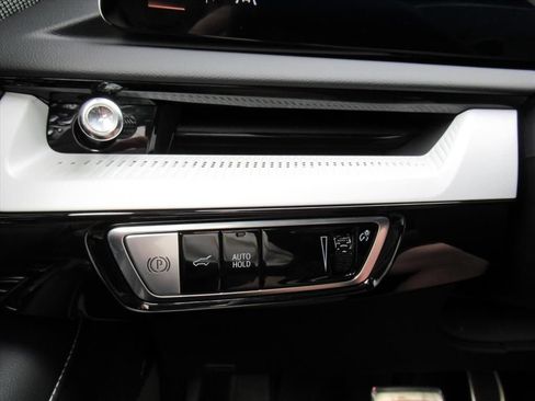 Certified 2025 Cadillac Optiq Luxury 2 w/ LPO, Floor Liner Package AWD/4WD image 23