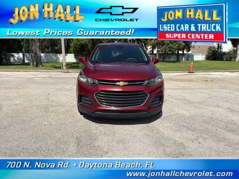 Used 2021 Chevrolet Trax LS w/ Tint and Cruise Package FWD image 14