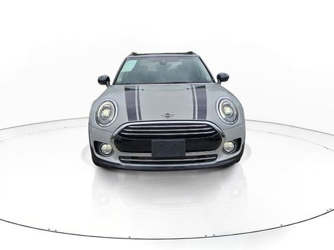 Used 2019 MINI Cooper Clubman ALL4 w/ Premium Package image 2