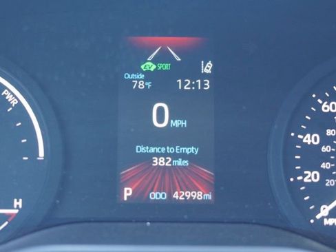 Certified 2024 Toyota Sienna LE image 44