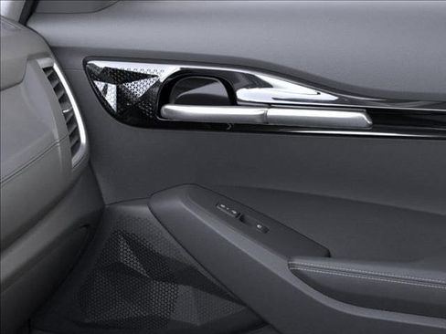 New 2026 Kia Seltos EX FWD image 25