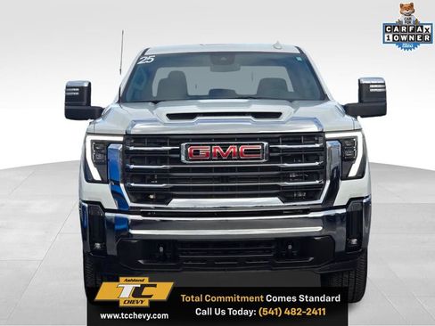 Used 2025 GMC Sierra 2500 SLT AWD/4WD image 5