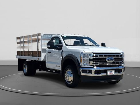 New 2025 Ford F550 XL image 4