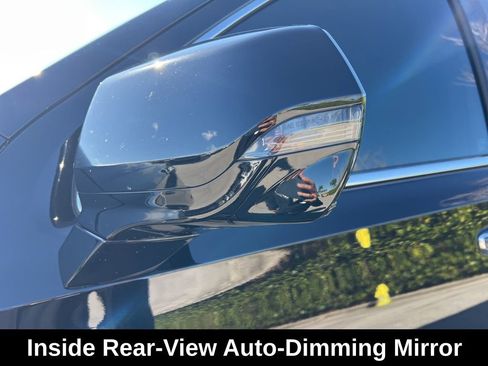 Used 2024 GMC Yukon Denali w/ Max Trailering Package image 22