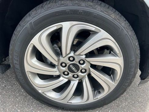Used 2022 Lincoln Navigator L Reserve image 13