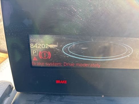 Used 2014 BMW i3 image 12