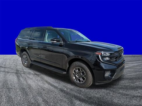 New 2026 Ford Expedition Active RWD image 2