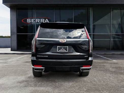 Certified 2024 Cadillac Escalade Premium Luxury w/ LPO, Floor Liner Package AWD/4WD image 4