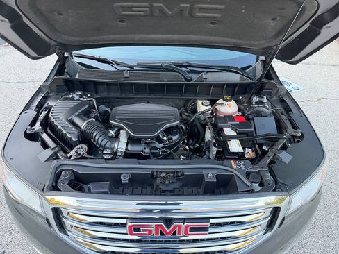 Used 2017 GMC Acadia SLT w/ LPO, Floor Liner Package AWD/4WD image 56