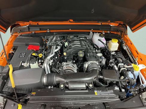 New 2025 Jeep Gladiator Sport AWD/4WD image 13