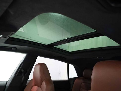 Used 2023 Audi SQ8 Prestige image 19