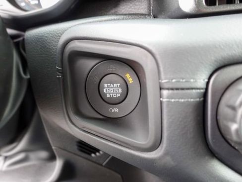 New 2025 Jeep Gladiator Rubicon image 22