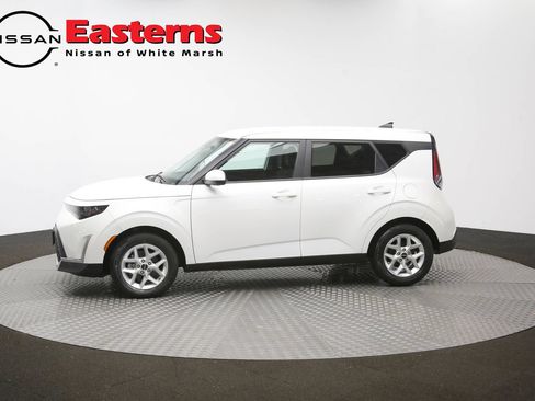 Used 2024 Kia Soul LX w/ Option Group 015 FWD image 57