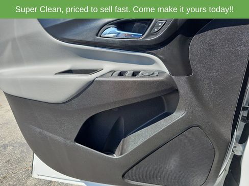 Used 2019 Chevrolet Equinox LT FWD image 29