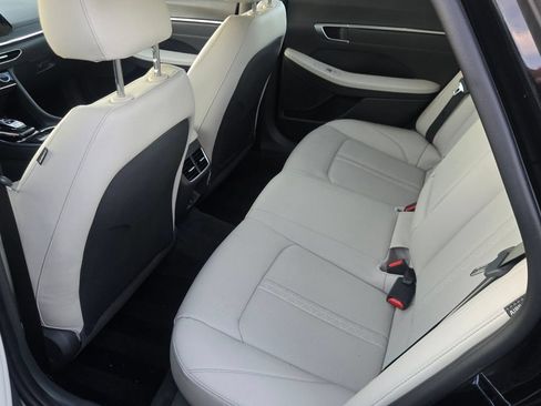 Used 2022 Hyundai Sonata Limited FWD image 8