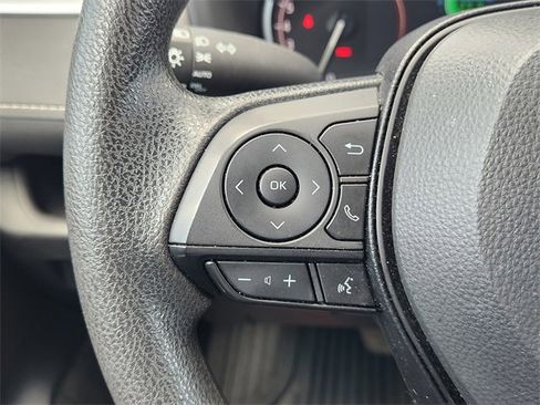 Used 2023 Toyota RAV4 XLE image 28