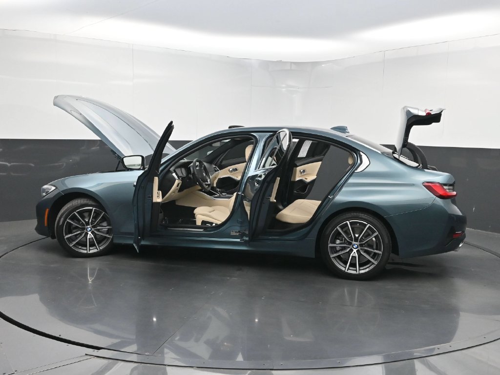 Used 2021 BMW 330i Sedan w/ Convenience Package RWD image 38