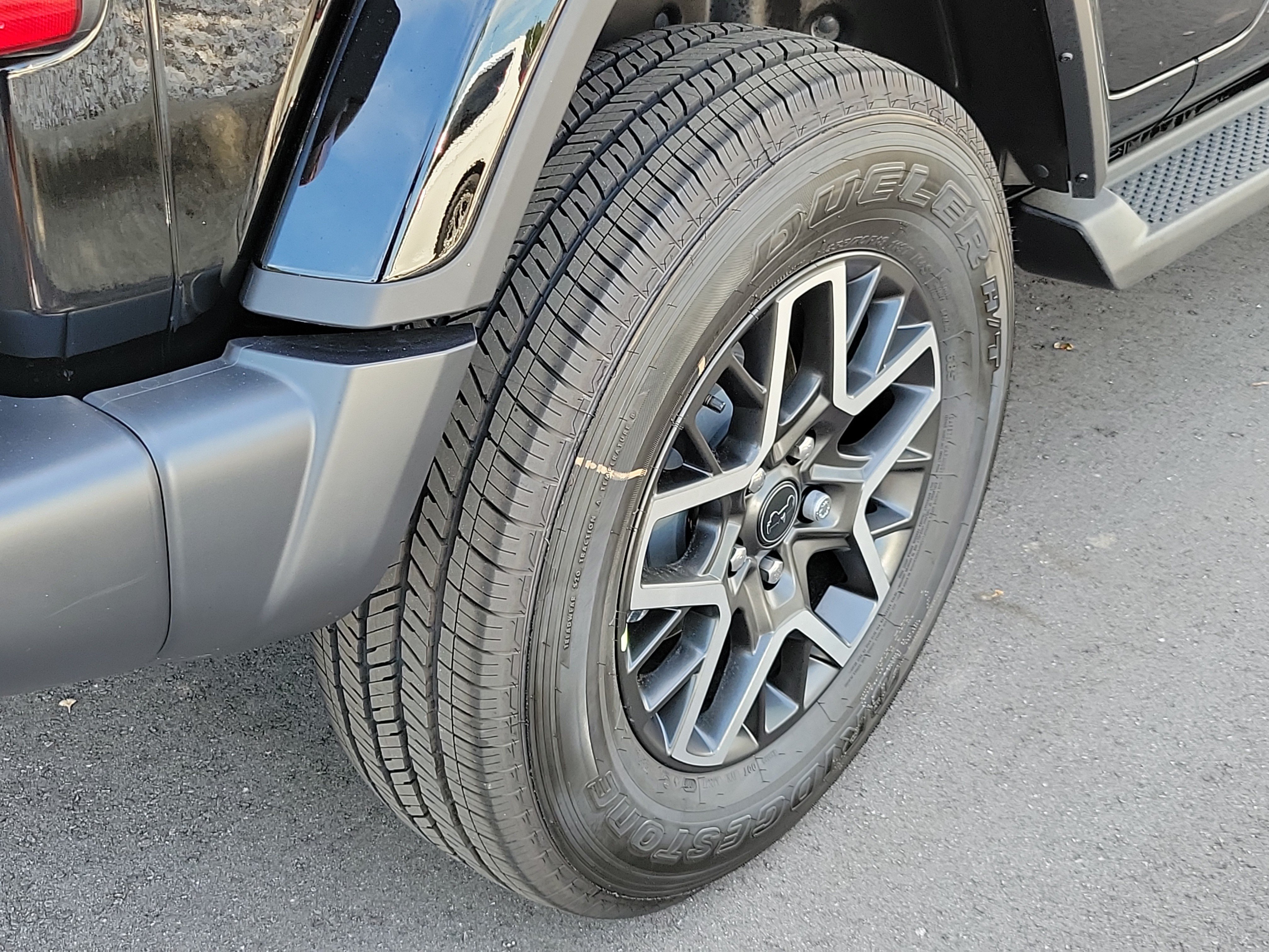 New 2027 Jeep Wrangler Unlimited Sahara AWD/4WD image 5
