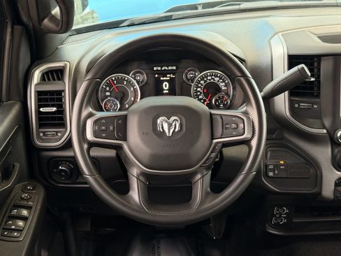 Used 2024 RAM 3500 Tradesman w/ Chrome Appearance Group AWD/4WD image 28