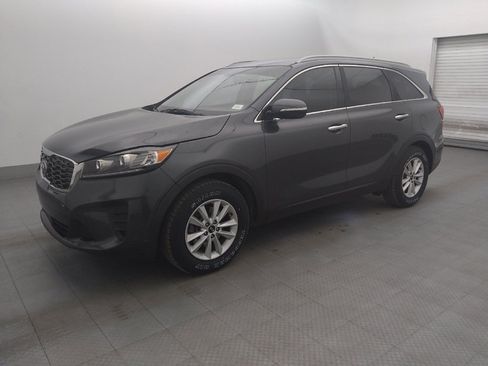 Used 2020 Kia Sorento LX w/ LX I4 Convenience Package FWD image 2