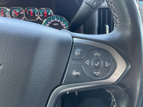 Used 2018 Chevrolet Silverado 1500 LT w/ All Star Edition AWD/4WD image 12